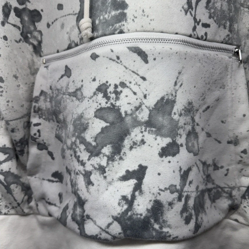 Nike Standard Issue Dri-FIT Gray and White Tie Dye Hoodie Size‎ Large